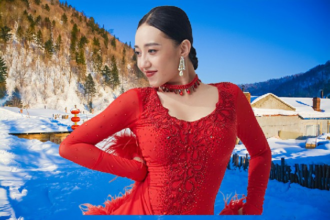 张煌目光在挣扎闪烁,“作为一个导演,没有累死在工作台上,这是一种耻辱。