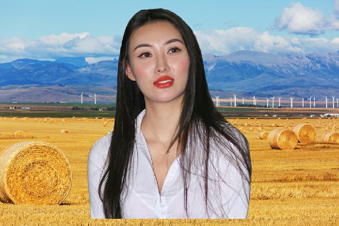 “对了，如果你想走捷径，我也可以帮忙，只要你愿意付出一点小小的代价……