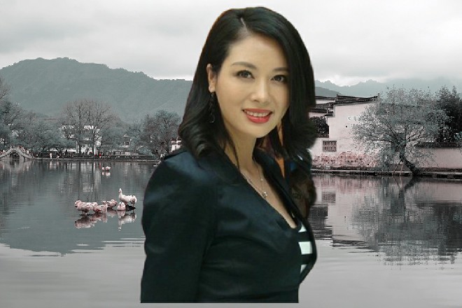冷不防,余念抢先道:“你要拍什么电影,什么题材什么内容,哪里取景拍摄?