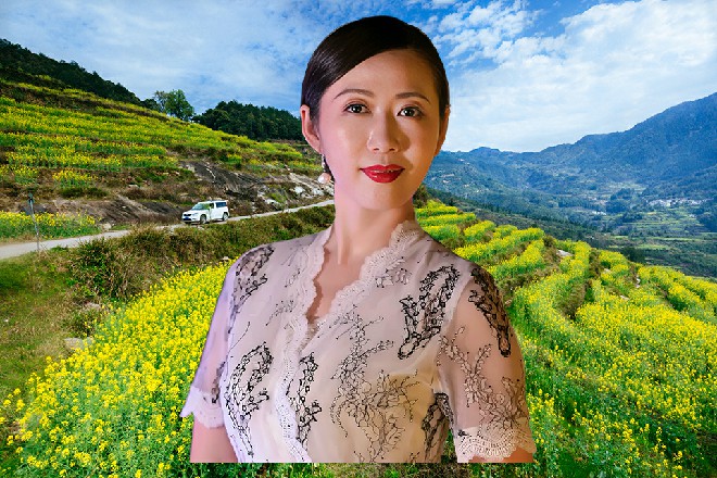 毕竟能让几个大师自叹,琢磨一辈子都写不出来的文字,绝对不仅是优秀那么简单。