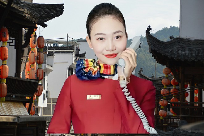 第二天中午，余念没有失约。他与绝对舞力，一起飞往桂城，准备与杨红当面商谈新片事宜。