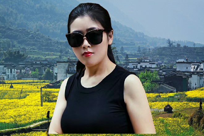 黎姝眨眨眼,小声道:“孙导,你不觉得,他这安排太巧了,是故意冲着我们来的么?