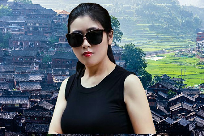 因为《超体》第一部的基调,就已经是伪科幻。第二部、第三部,也硬核不到哪里去。