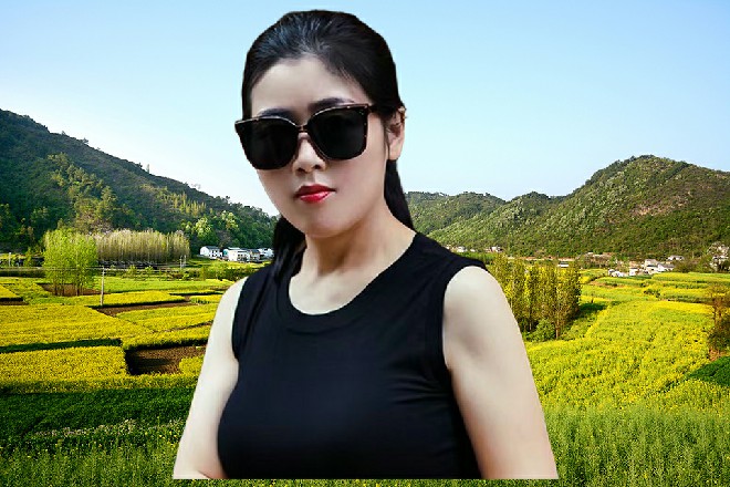 Spop无语了，他站起来，没好气道：“等我写好了剧本，再找你来谈这件事情吧。