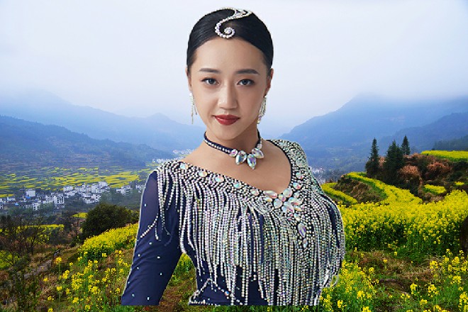要知道，杨红与许青柠出走，成立了青红文化，在盛世的一些人眼中，相当于一种背叛。