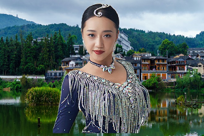 她认真道:“这意味着你对表演的真诚,并不是玩票的性质。所以你喜欢演戏吗?