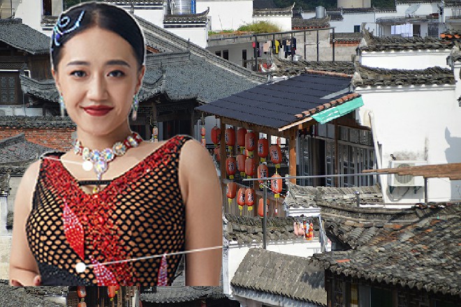 他长叹,“你不是说,已经放下了吗?怎么还这样意气消沉,连工作都不顾了。