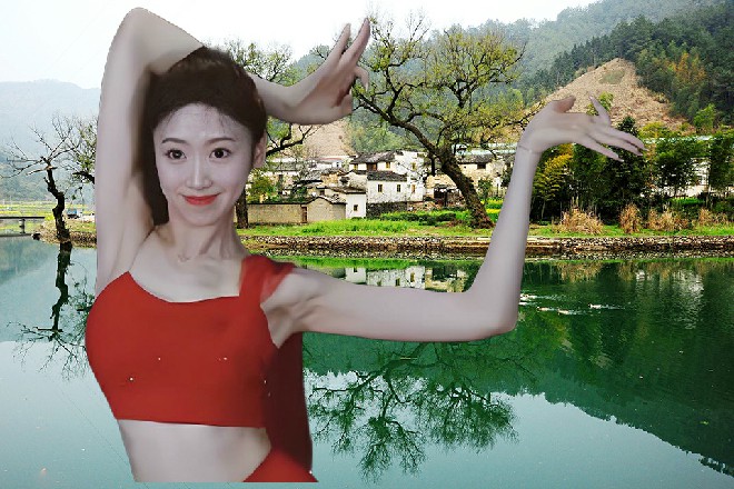 等他离开，才有人懊恼道：“其实这事，早在电影上映之前，就已经有端倪了。