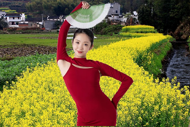 Spop也有点无奈,“红姐,我最近事情多,你又不是不知道。况且叶子这年纪……