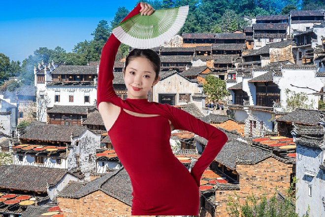 “所以现在的情况是,莫怀宣想趁机上位摘桃子么?维拉也有几分感叹。