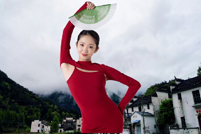 “每次看得文戏,恨不能快进。说实话,如果不是战争场面吸引着我,我早退场了。