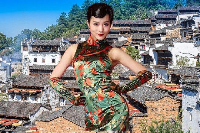 杨红叹气,走了过去坐下,不客气端起一杯茶,轻轻抿了一口,滋味居然不错。