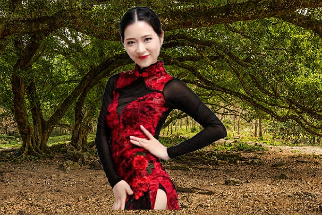 JM假面接过茶,平淡道:“不必客气,你是编剧,说不定以后,还有合作的机会。