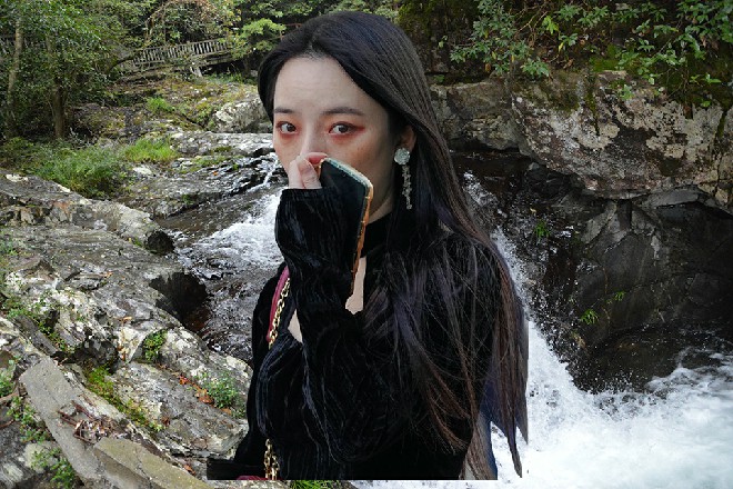 关于《超体》的消息,立即刷屏。压制了二十天,释放出来的分量,也非常恐怕。