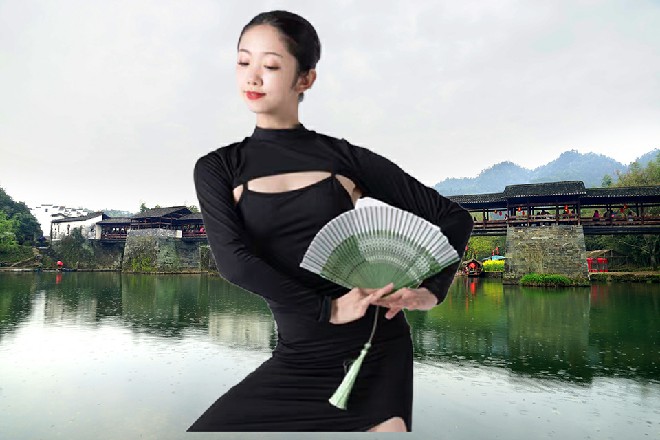 这也是事实，当电影中，“张博把军阀手下打发走，剧情就出现了武侠的元素。