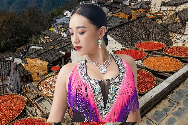 绝对舞力琢磨了片刻,才问道:“红姐,那你告诉我,与盛世合作,对公司有什么好处?