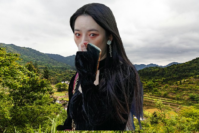 关键是,洛青棠是洛离的女儿啊,洛家的小公主。那么她妈妈,自然就是洛离的妻子。