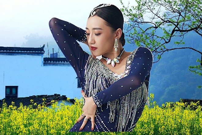 两个人的笑容,让余念翻白眼,“你们看不看?不看Spop你就锻炼去,崔吉你……