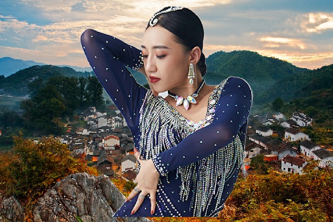 “就是……不仅是莫怀宣，还有苏哲。坐了一晚上的冷板凳，太心疼他了。
