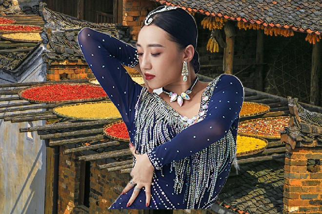 毕竟能让几个大师自叹,琢磨一辈子都写不出来的文字,绝对不仅是优秀那么简单。