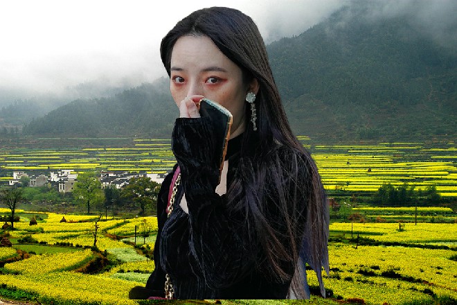反正当一些人,走出了影厅之后,忽然发现售票厅一侧,居然挤满了人。