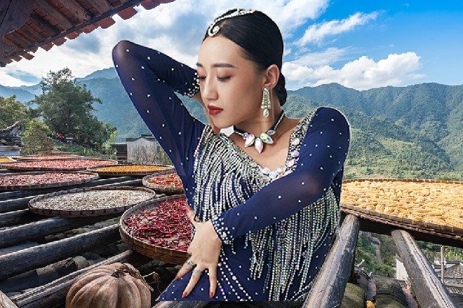 维拉十分的无奈，兜兜转转，献礼片的任务，终究还是落在了他的头上。