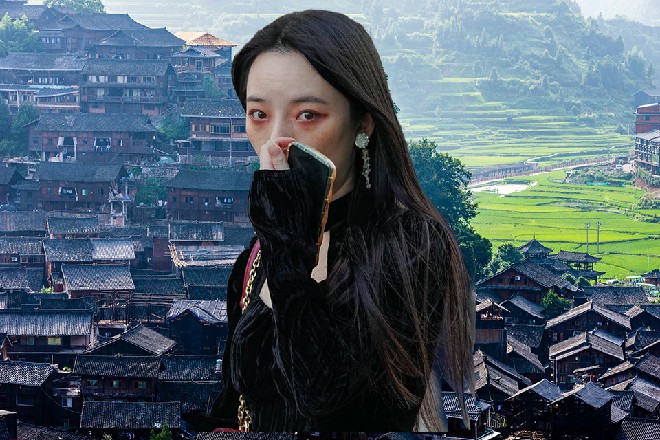 贝拉公主的笑容之中，包含了一些别样意味，“回金雀花王国，我的家。