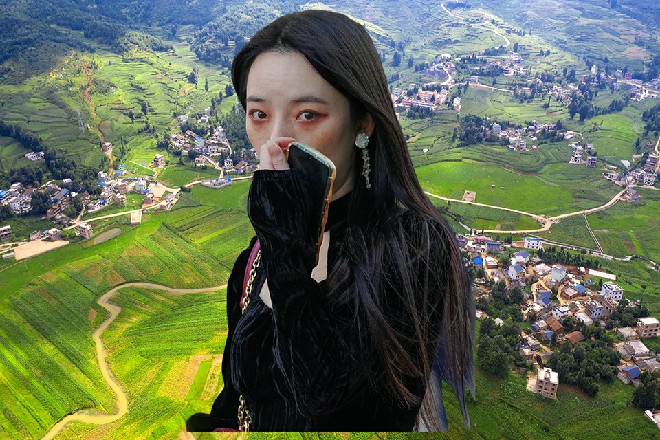 在网络上,曝光了Spop是导演的信息之后,他就没参加路演了,回避了记者的采访。