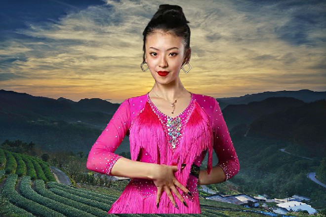 其他人一怔,就反应过来了,眼睛里流露掩盖不出的羡慕,还有点酸溜溜的意味。