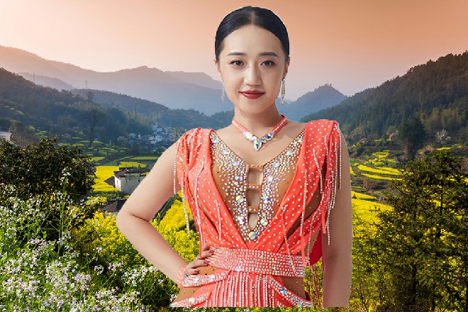 “嗯!这才对嘛。我跟你讲,这文艺片,在表演的时候,最关键的一点,就在于……