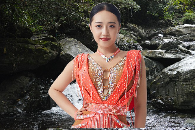 这是剧情片，只要服道化到位，演员的表演又合格，不出现什么差错，拍得快很正常。